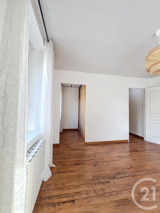 Maison &agrave; louer - 3 pi&egrave;ces - 71,63 m2 - Courcelles Chaussy - 57 - LORRAINE