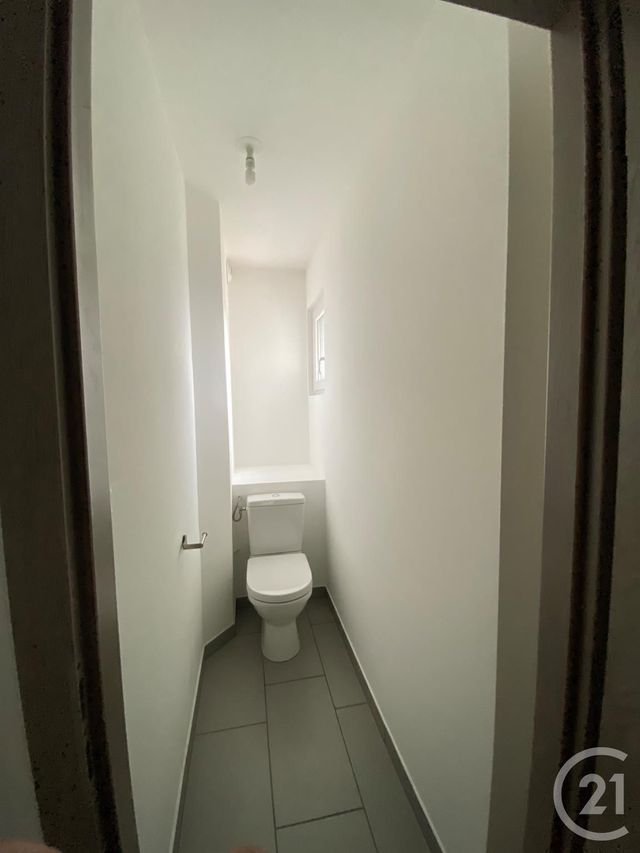 Appartement F3 &agrave; louer - 2 pi&egrave;ces - 55,56 m2 - Thionville - 57 - LORRAINE