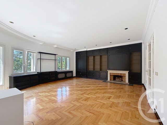 Appartement F5 &agrave; louer - 5 pi&egrave;ces - 153,16 m2 - St Julien Les Metz - 57 - LORRAINE