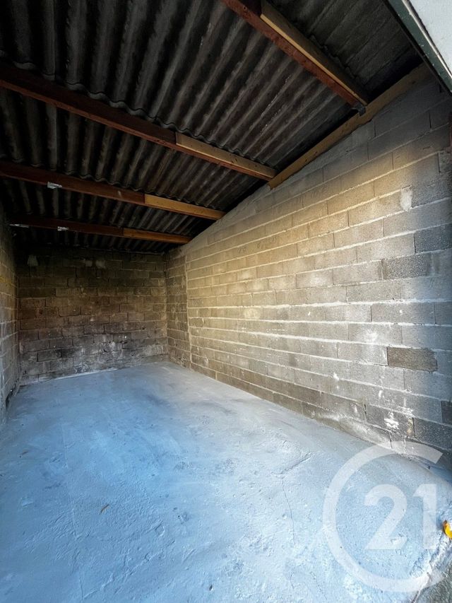 Parking &agrave; louer - 20 m2 - St Julien Les Metz - 57 - LORRAINE