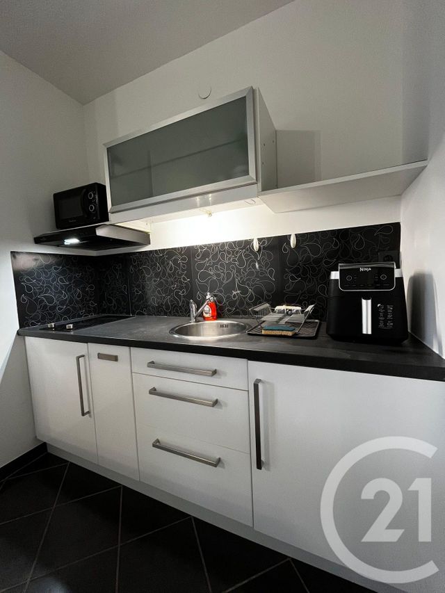 Appartement F1 &agrave; louer - 1 pi&egrave;ce - 28,75 m2 - Metz - 57 - LORRAINE