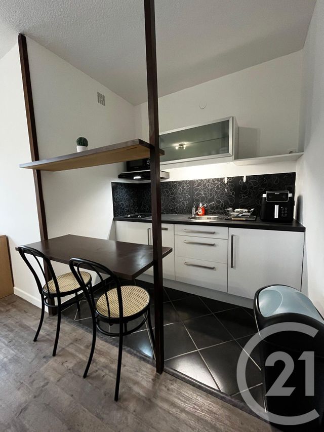 Appartement F1 &agrave; louer - 1 pi&egrave;ce - 28,75 m2 - Metz - 57 - LORRAINE