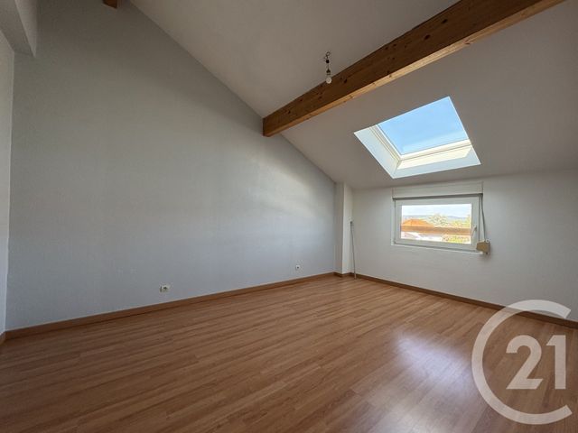 Appartement F3 &agrave; louer - 3 pi&egrave;ces - 73,06 m2 - St Julien Les Metz - 57 - LORRAINE