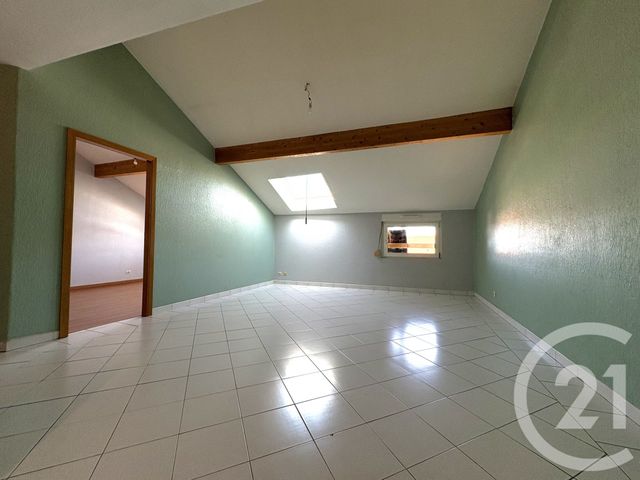 Appartement F3 &agrave; louer - 3 pi&egrave;ces - 73,06 m2 - St Julien Les Metz - 57 - LORRAINE