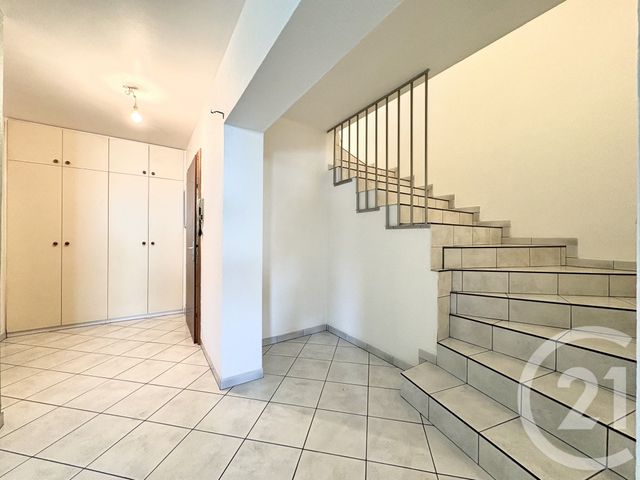 Appartement F3 &agrave; louer - 3 pi&egrave;ces - 73,06 m2 - St Julien Les Metz - 57 - LORRAINE