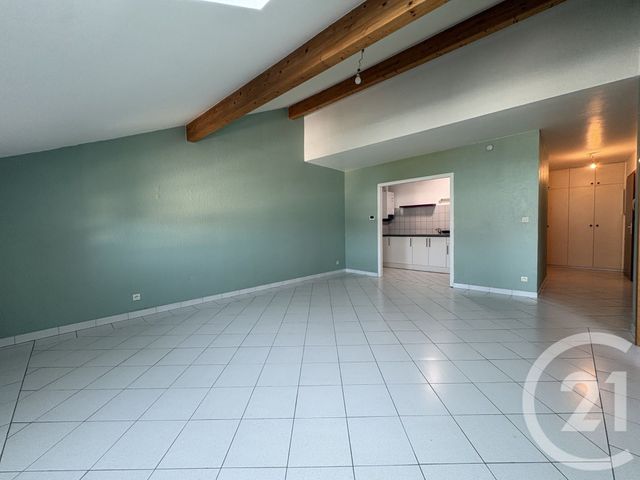 Appartement F3 &agrave; louer - 3 pi&egrave;ces - 73,06 m2 - St Julien Les Metz - 57 - LORRAINE