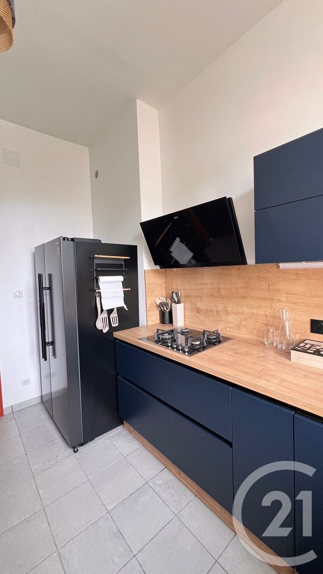 Appartement F3 &agrave; louer - 3 pi&egrave;ces - 67,69 m2 - Metz - 57 - LORRAINE