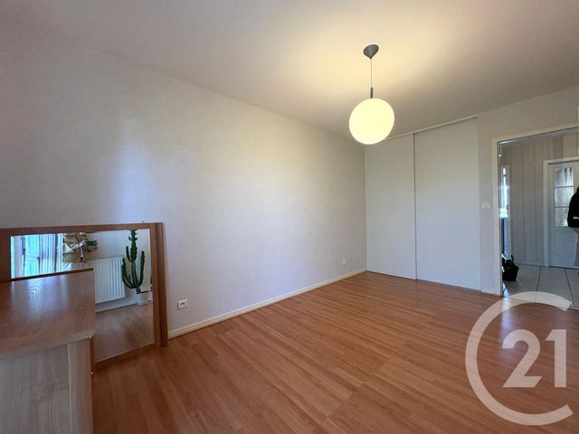 Appartement F3 &agrave; louer - 3 pi&egrave;ces - 72,75 m2 - Metz - 57 - LORRAINE