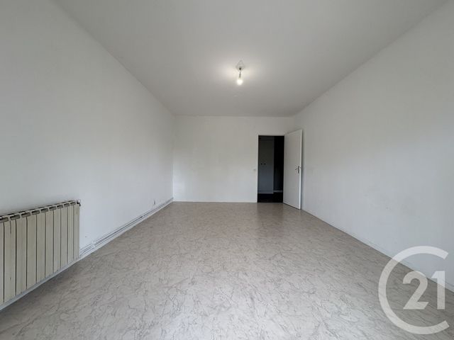 Appartement F5 &agrave; louer - 5 pi&egrave;ces - 142,96 m2 - St Julien Les Metz - 57 - LORRAINE
