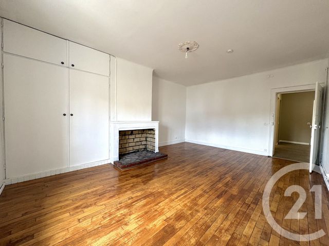 Appartement F5 &agrave; louer - 5 pi&egrave;ces - 142,96 m2 - St Julien Les Metz - 57 - LORRAINE