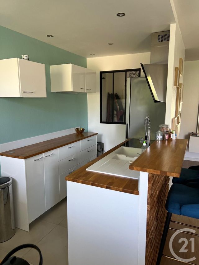 Appartement F3 &agrave; louer - 3 pi&egrave;ces - 63,29 m2 - Montigny Les Metz - 57 - LORRAINE