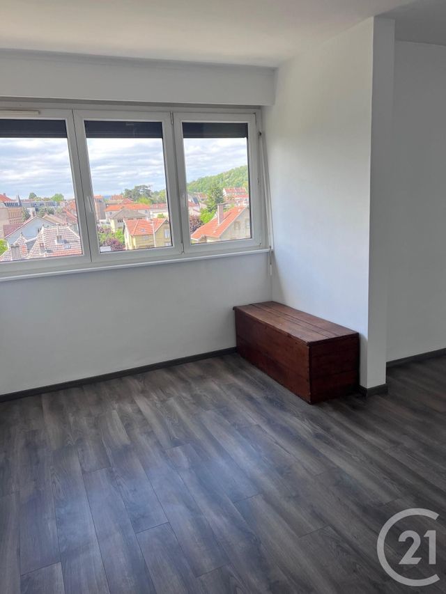 Appartement F3 &agrave; louer - 3 pi&egrave;ces - 75,87 m2 - Le Ban St Martin - 57 - LORRAINE