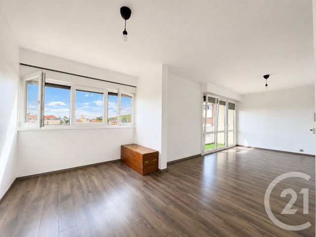 Appartement F3 &agrave; louer - 3 pi&egrave;ces - 75,87 m2 - Le Ban St Martin - 57 - LORRAINE