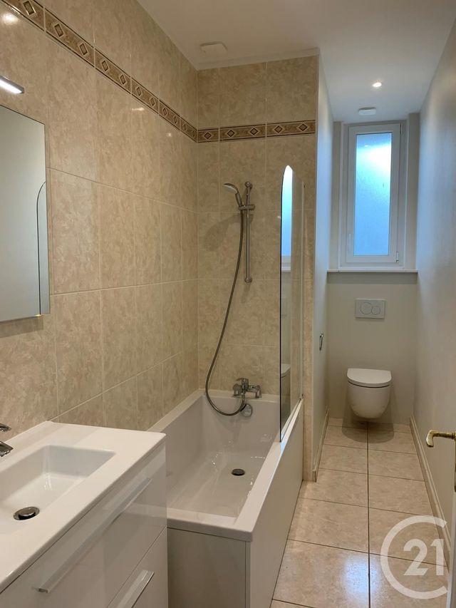 Appartement F3 &agrave; louer - 3 pi&egrave;ces - 71,60 m2 - Metz - 57 - LORRAINE