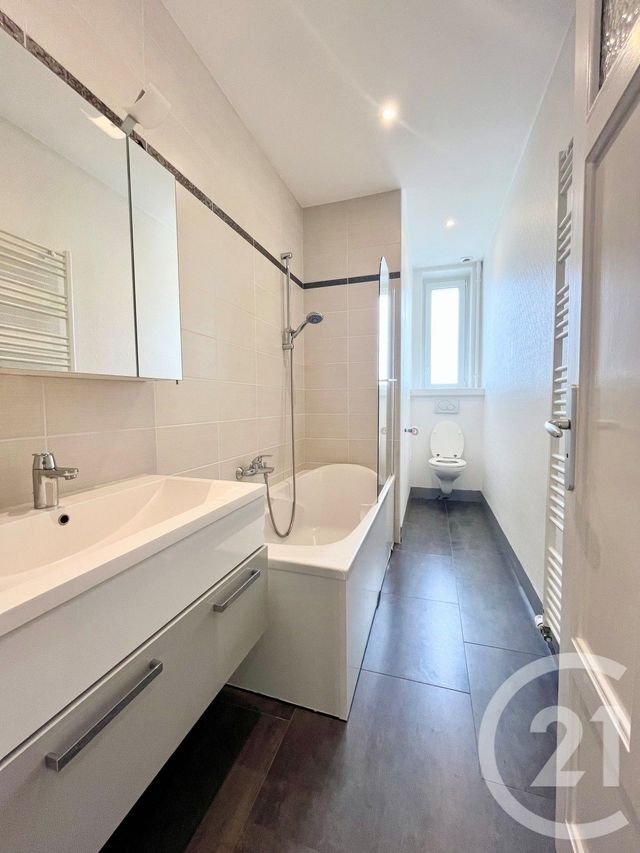 Appartement F3 &agrave; louer - 3 pi&egrave;ces - 71,60 m2 - Metz - 57 - LORRAINE