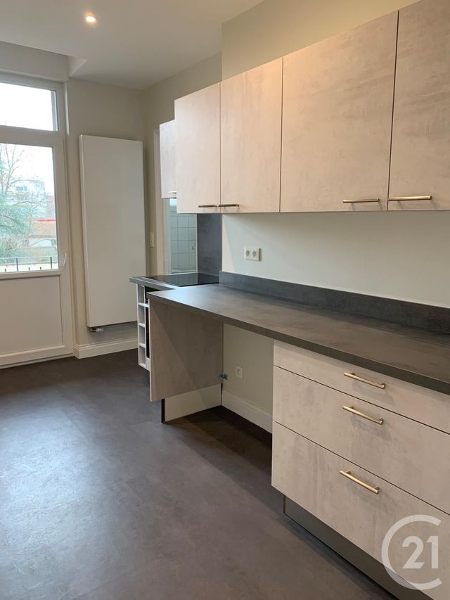 Appartement F3 &agrave; louer - 3 pi&egrave;ces - 71,60 m2 - Metz - 57 - LORRAINE