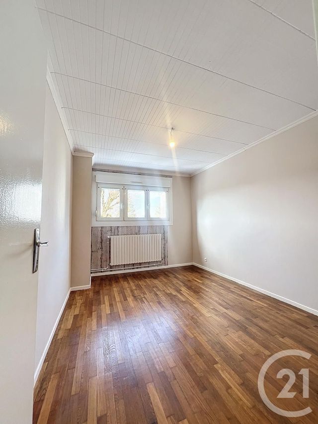 Appartement F4 &agrave; louer - 3 pi&egrave;ces - 71,03 m2 - Joeuf - 54 - LORRAINE