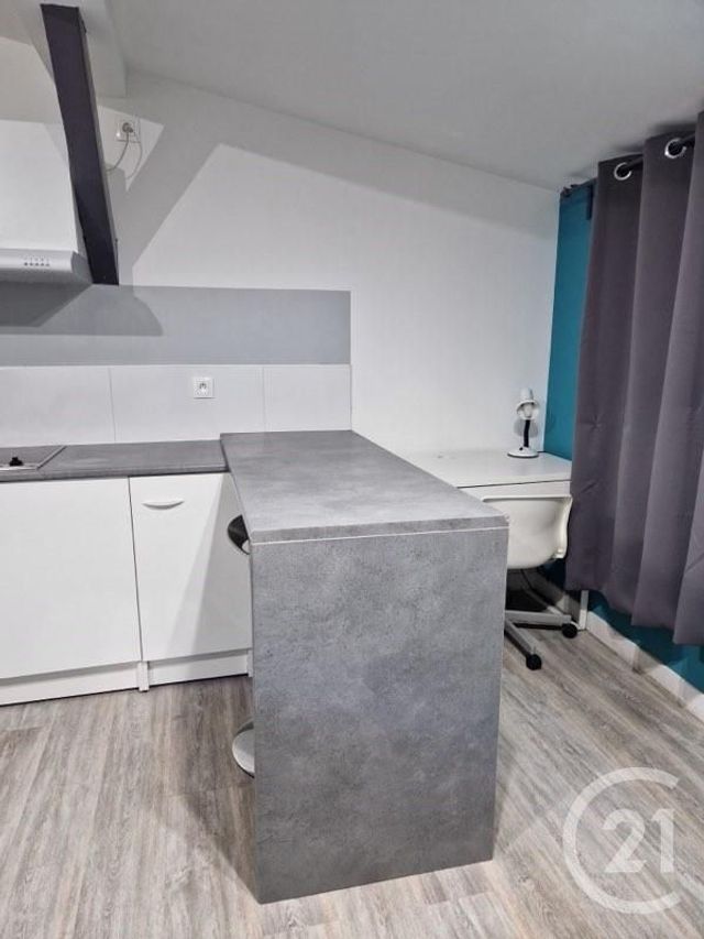 Appartement F1 &agrave; louer - 1 pi&egrave;ce - 21,78 m2 - Metz - 57 - LORRAINE