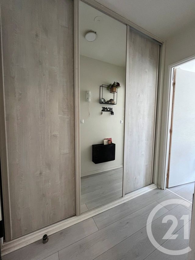 Appartement F1 &agrave; louer - 1 pi&egrave;ce - 24,32 m2 - Montigny Les Metz - 57 - LORRAINE