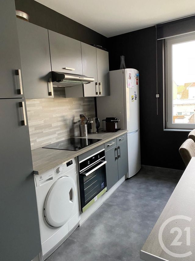 Appartement F3 &agrave; louer - 3 pi&egrave;ces - 55,72 m2 - Metz - 57 - LORRAINE