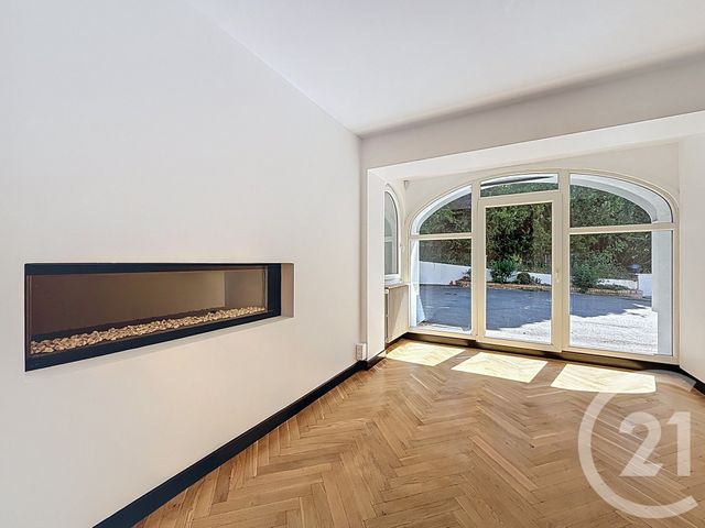 Appartement F5 &agrave; louer - 5 pi&egrave;ces - 152,88 m2 - St Julien Les Metz - 57 - LORRAINE
