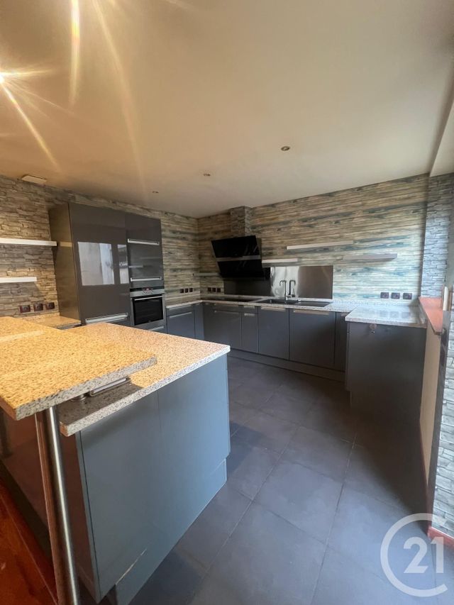 Appartement F4 &agrave; louer - 4 pi&egrave;ces - 102,44 m2 - Boulay Moselle - 57 - LORRAINE