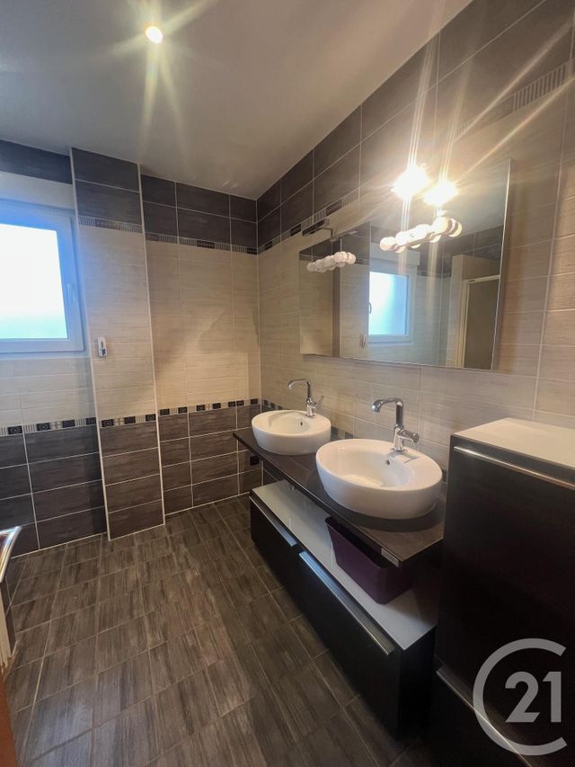 Appartement F4 &agrave; louer - 4 pi&egrave;ces - 102,44 m2 - Boulay Moselle - 57 - LORRAINE