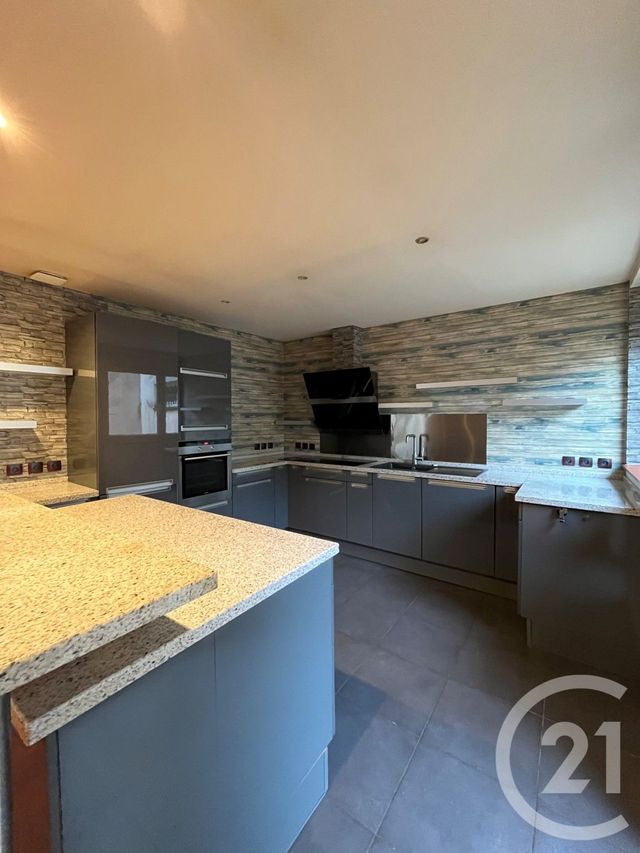 Appartement F4 &agrave; louer - 4 pi&egrave;ces - 102,44 m2 - Boulay Moselle - 57 - LORRAINE