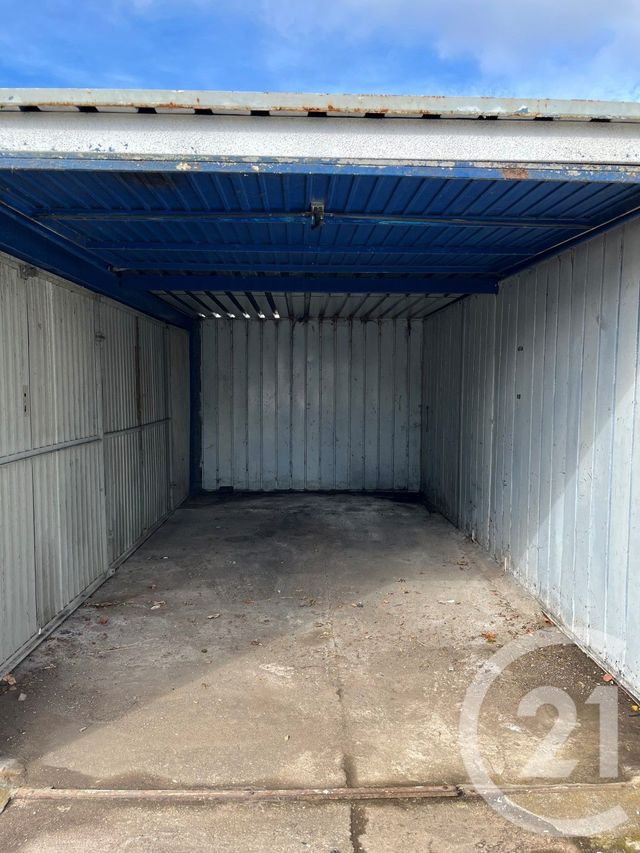 Parking &agrave; louer - 15,60 m2 - Petite Rosselle - 57 - LORRAINE