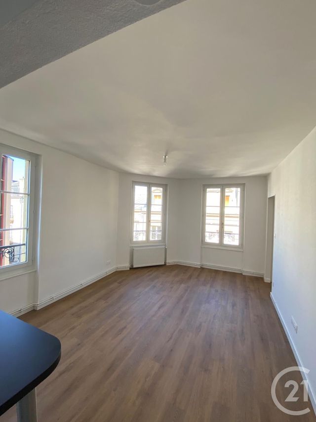 Appartement F3 &agrave; louer - 5 pi&egrave;ces - 105,42 m2 - Metz - 57 - LORRAINE