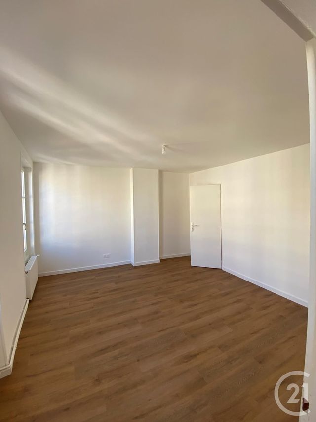 Appartement F3 &agrave; louer - 5 pi&egrave;ces - 105,42 m2 - Metz - 57 - LORRAINE