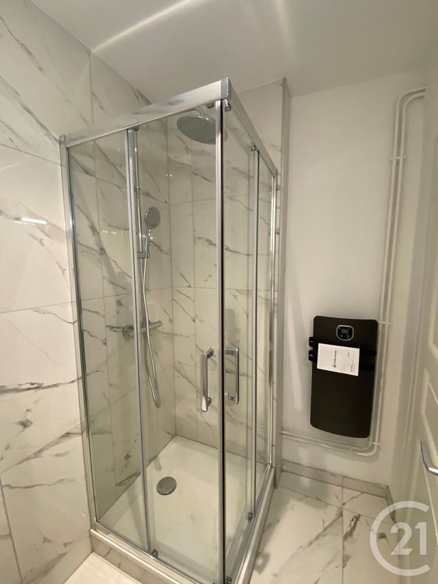 Appartement F3 &agrave; louer - 5 pi&egrave;ces - 105,76 m2 - Metz - 57 - LORRAINE