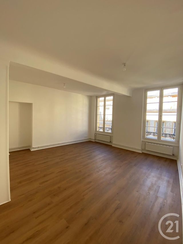 Appartement F3 &agrave; louer - 5 pi&egrave;ces - 105,76 m2 - Metz - 57 - LORRAINE