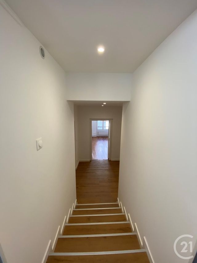 Appartement F3 &agrave; louer - 5 pi&egrave;ces - 105,76 m2 - Metz - 57 - LORRAINE