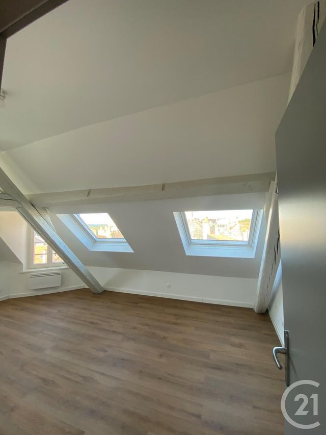 Appartement F3 &agrave; louer - 3 pi&egrave;ces - 88,19 m2 - Metz - 57 - LORRAINE