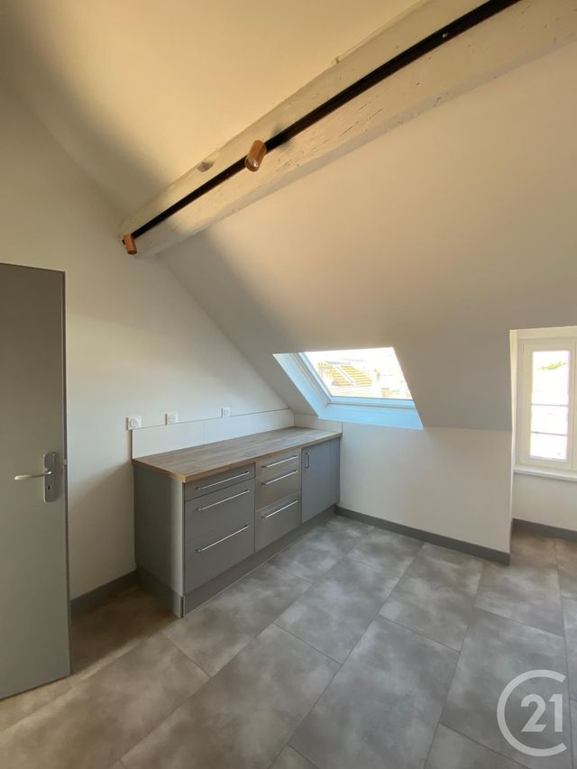 Appartement F3 &agrave; louer - 3 pi&egrave;ces - 88,19 m2 - Metz - 57 - LORRAINE