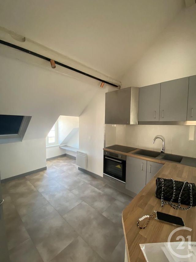 Appartement F3 &agrave; louer - 3 pi&egrave;ces - 88,19 m2 - Metz - 57 - LORRAINE