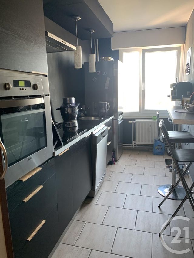 Appartement F2 &agrave; louer - 2 pi&egrave;ces - 61,48 m2 - Metz - 57 - LORRAINE
