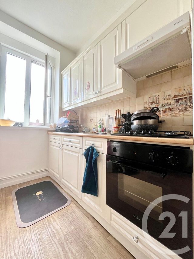 Appartement F4 &agrave; louer - 4 pi&egrave;ces - 100 m2 - Auboue - 54 - LORRAINE