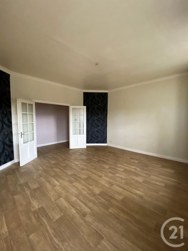 Appartement F4 &agrave; louer - 4 pi&egrave;ces - 100 m2 - Auboue - 54 - LORRAINE