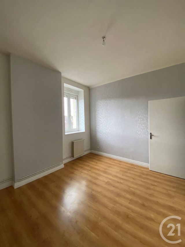 Appartement F4 &agrave; louer - 4 pi&egrave;ces - 100 m2 - Auboue - 54 - LORRAINE
