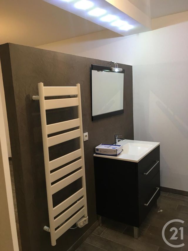 Appartement F2 &agrave; louer - 2 pi&egrave;ces - 51,31 m2 - Terville - 57 - LORRAINE
