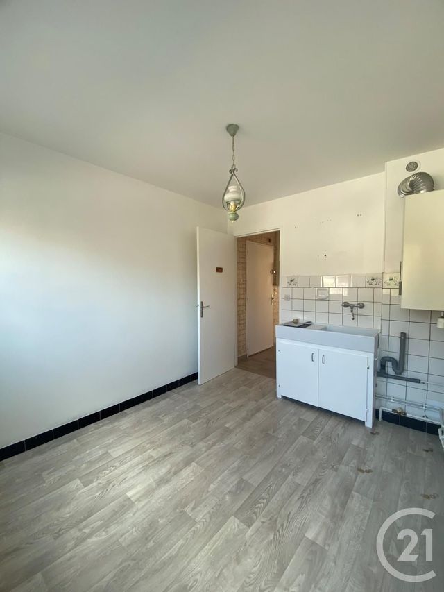 Appartement F1 &agrave; louer - 1 pi&egrave;ce - 31,50 m2 - St Julien Les Metz - 57 - LORRAINE