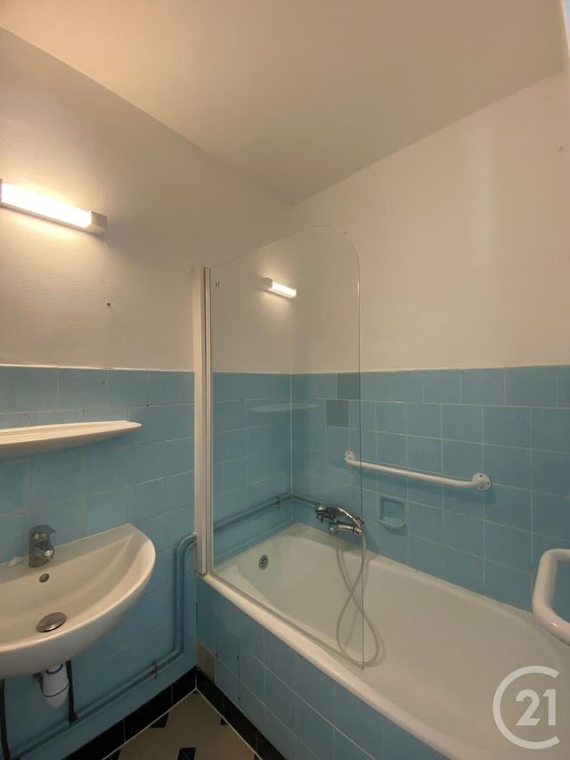 Appartement F1 &agrave; louer - 1 pi&egrave;ce - 31,50 m2 - St Julien Les Metz - 57 - LORRAINE