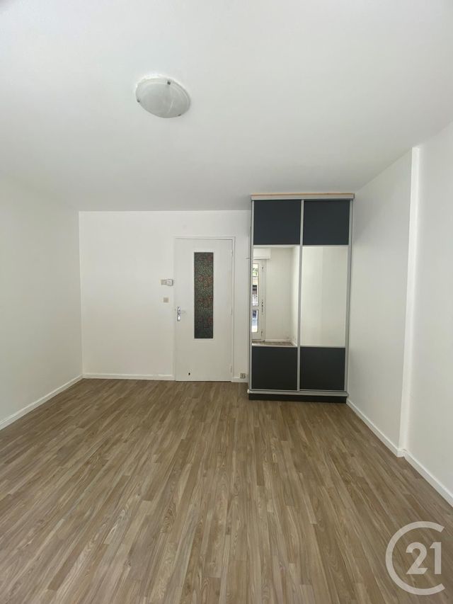 Appartement F1 &agrave; louer - 1 pi&egrave;ce - 31,50 m2 - St Julien Les Metz - 57 - LORRAINE