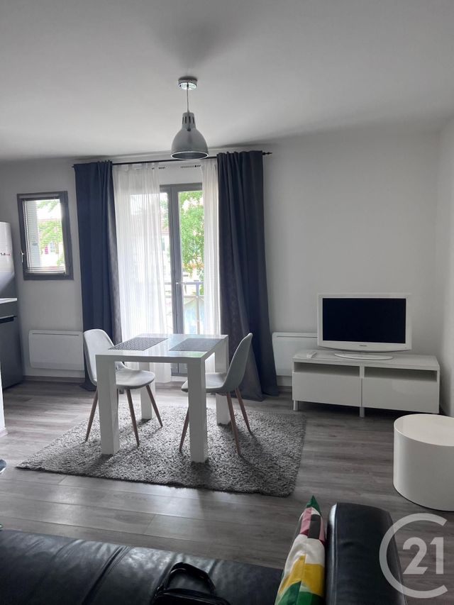 Appartement F2 &agrave; louer - 2 pi&egrave;ces - 42,64 m2 - Longeville Les Metz - 57 - LORRAINE