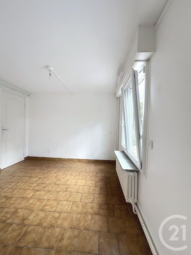 Maison &agrave; louer - 6 pi&egrave;ces - 125,83 m2 - Moulins Les Metz - 57 - LORRAINE