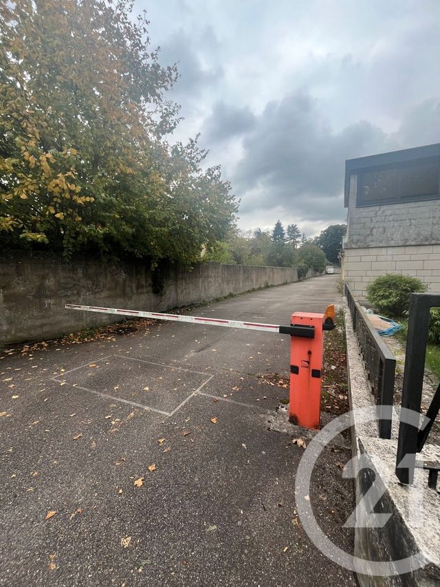Parking &agrave; louer - 16 m2 - Montigny Les Metz - 57 - LORRAINE