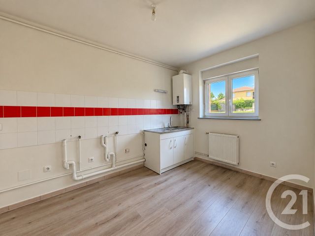 Appartement F5 &agrave; louer - 5 pi&egrave;ces - 91,80 m2 - Doncourt Les Conflans - 54 - LORRAINE