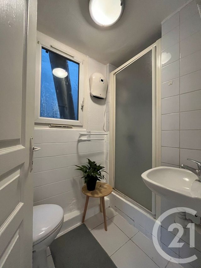 Appartement F1 &agrave; louer - 1 pi&egrave;ce - 27,28 m2 - Metz - 57 - LORRAINE